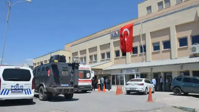 Muş Bulanık'ta Traktör Römorku Devrildi: 1 Ölü, 23 Yaralı