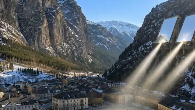 Norveç'in Rjukan Kasabasında Coğrafi Engeller Dev Aynalarla Aşılıyor