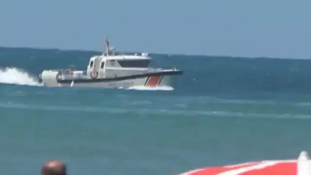 Şile'de Denize Giren 3 Kişi Akıntıya Kapıldı: 1 Ölü, 2 Kayıp