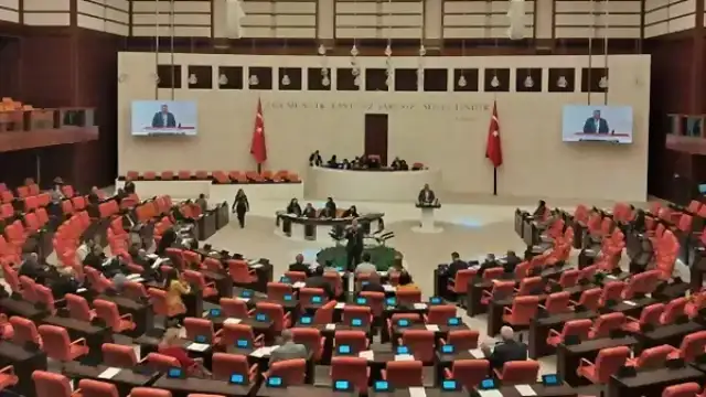 TBMM Genel Kurulu'nda Torba Kanun Teklifi Görüşmeleri Sürüyor: Maddelerde Değişiklik Yapıldı