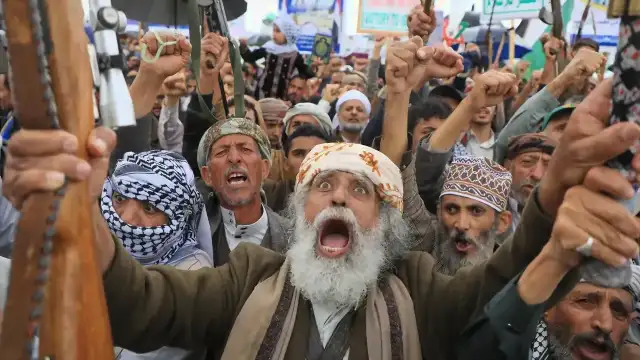 Yemen'de Çatışmalar Şiddetlendi: Hudeyde'de 15 Asker Hayatını Kaybetti