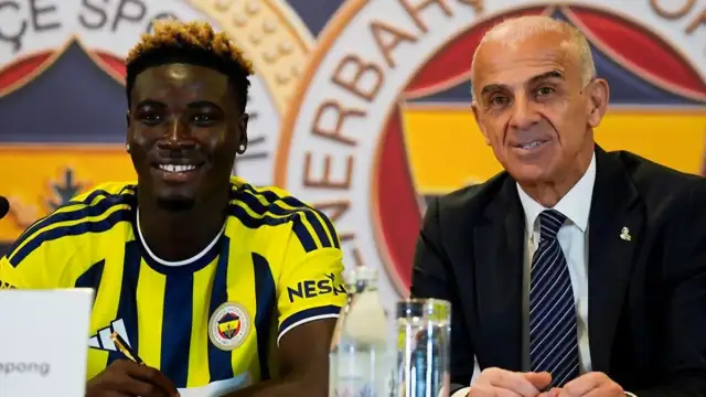 Fenerbahçe, Kojo Peprah Oppong'u Transfer Etti: Djiku Görüşmesi Etkili Oldu
