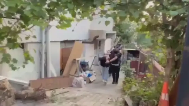 Zeytinburnu'nda Restorana Silahlı Saldırı: 2 Kişi Tutuklandı, 6 Kişi Gözaltına Alındı
