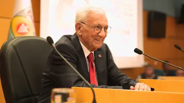 Dr. Mehmet Alev Coşkun Cumhuriyetin Tarihini Anlatacak