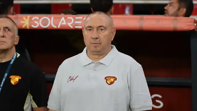 Göztepe'de Teknik Direktör Stanimir Stoilov ile Sözleşme Yenilendi