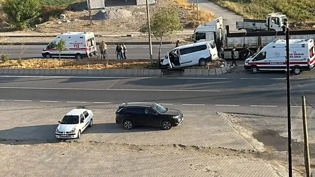 Muş Hasköy'de Trafik Kazası: 3 Yaralı