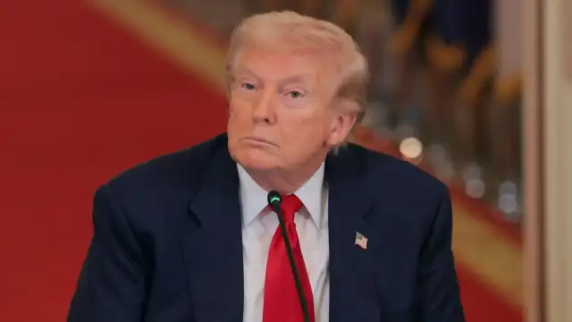Trump'tan Tartışmalı 'ABD Toprağı' İddiası: Kanada, Meksika ve Grönland Paylaşımı