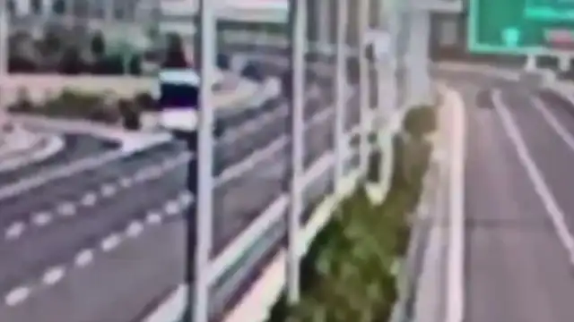 Manisa Akhisar'da Tur Otobüsü ile Tır Çarpıştı: 11 Ölü, 27 Yaralı