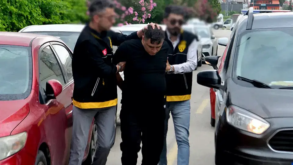 Adana'da 5 Bin Liralık Borç Tartışması: Kuzen Cinayetiyle Sonuçlandı