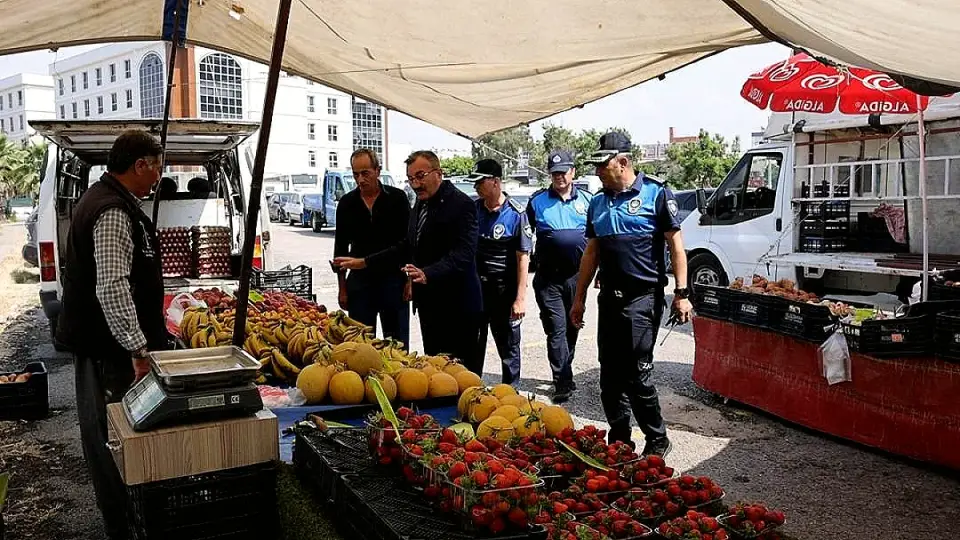 Akdeniz Belediyesinden Pazarlarda Etiket ve Tartı Denetimi
