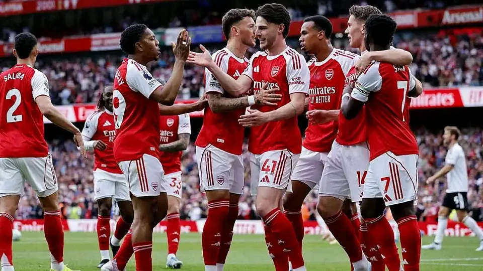 Arsenal, 22 Yıl Sonra Premier Lig Şampiyonu Oldu