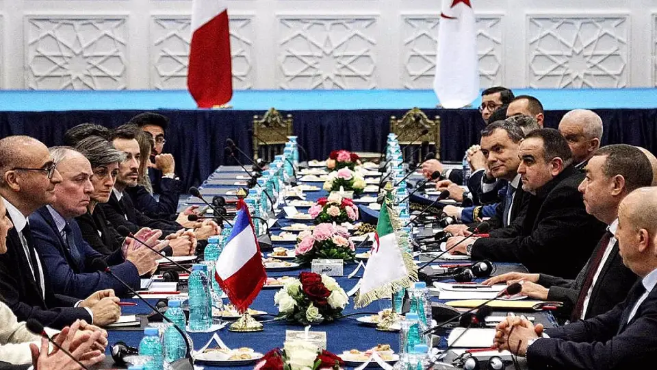 Fransa İçişleri Bakanı, Cezayirli mevkidaşını Paris'te ağırlayacak