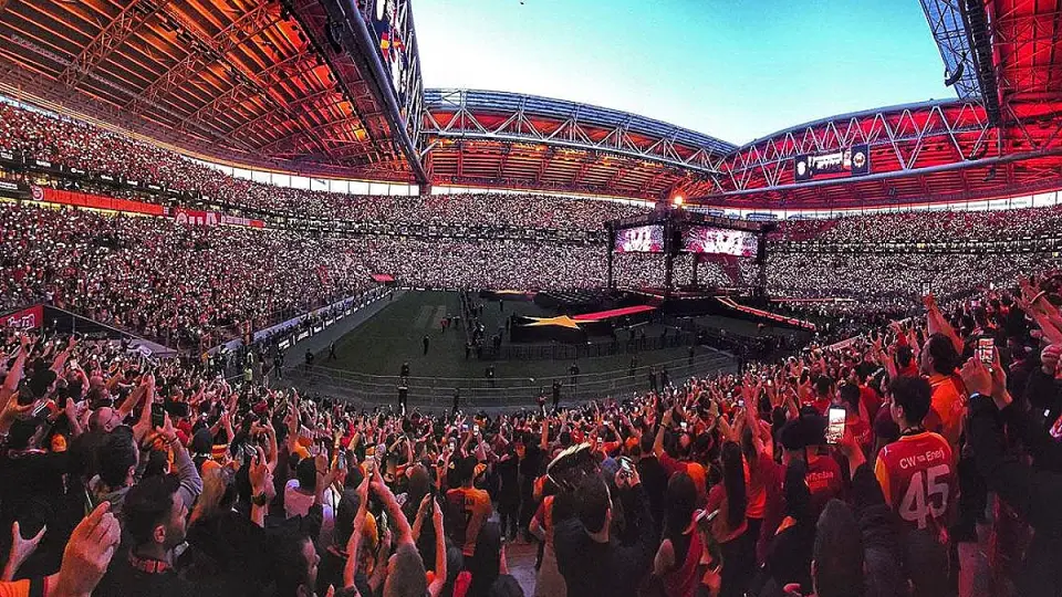 Galatasaray'ın Şampiyonluk Kutlaması 200 Milyon Lira Gelir Sağladı