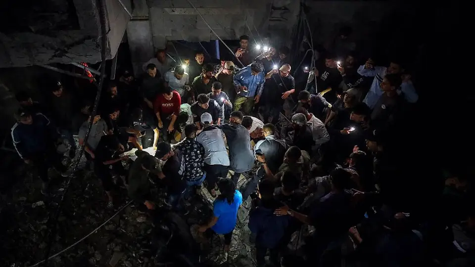 İsrail'in Gazze Saldırılarında 4 Filistinli Hayatını Kaybetti