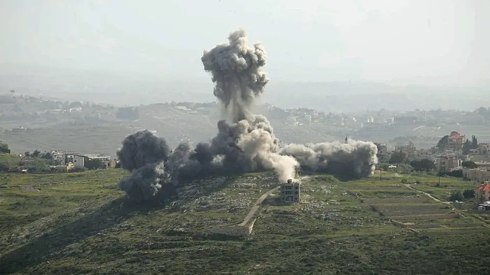 Orta Doğu'da Gerilim Tırmanıyor: İsrail Lübnan'ın Güneyini Bombaladı