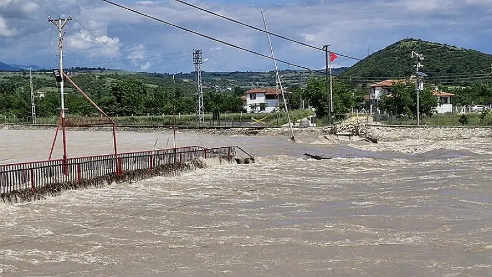 Tokat'ın Erbaa İlçesinde Taşkın Nedeniyle Tarım Alanları Sular Altında Kaldı