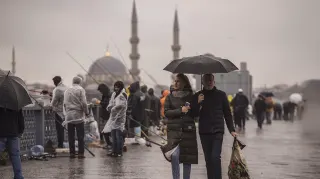 AKOM'dan İstanbul'a Yağış Uyarısı: 4-5 Gün Sürecek