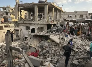 İsrail'den Lübnan'a Tehdit: Gazze'deki Yıkım Tekrar Edilecek