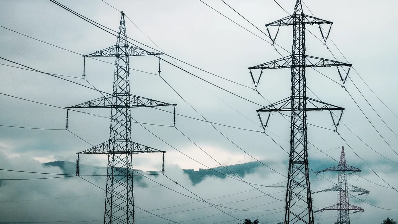 İstanbul'da Elektrik Kesintisi: BEDAŞ 29-30 Nisan Tarihlerinde Bazı İlçelerde Enerji Kesintisi Yapacak