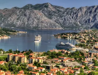 Karadağ, Avrupa Birliği'nin 28. Üyesi Olma Yolunda İlerliyor