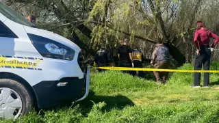 Kütahya'da Çay Kenarında Bir Erkek Cesedi Bulundu