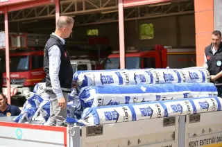 Manisa'da Afetzede Üreticilere Sera Naylonu Desteği Sağlandı