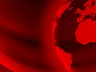 Programda Silah Sesleri Duyuldu: Trump Hızla Salondan Çıkarıldı