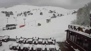 Uludağ'da Nisan Ayında Kar Kalınlığı 1 Metreyi Buldu