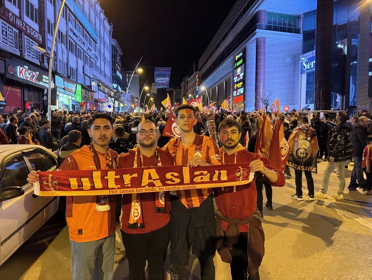 Galatasaray'ın Şampiyonluk Kutlamaları Anadolu'nun Dört Bir Yanında Coşkuyla Sürüyor