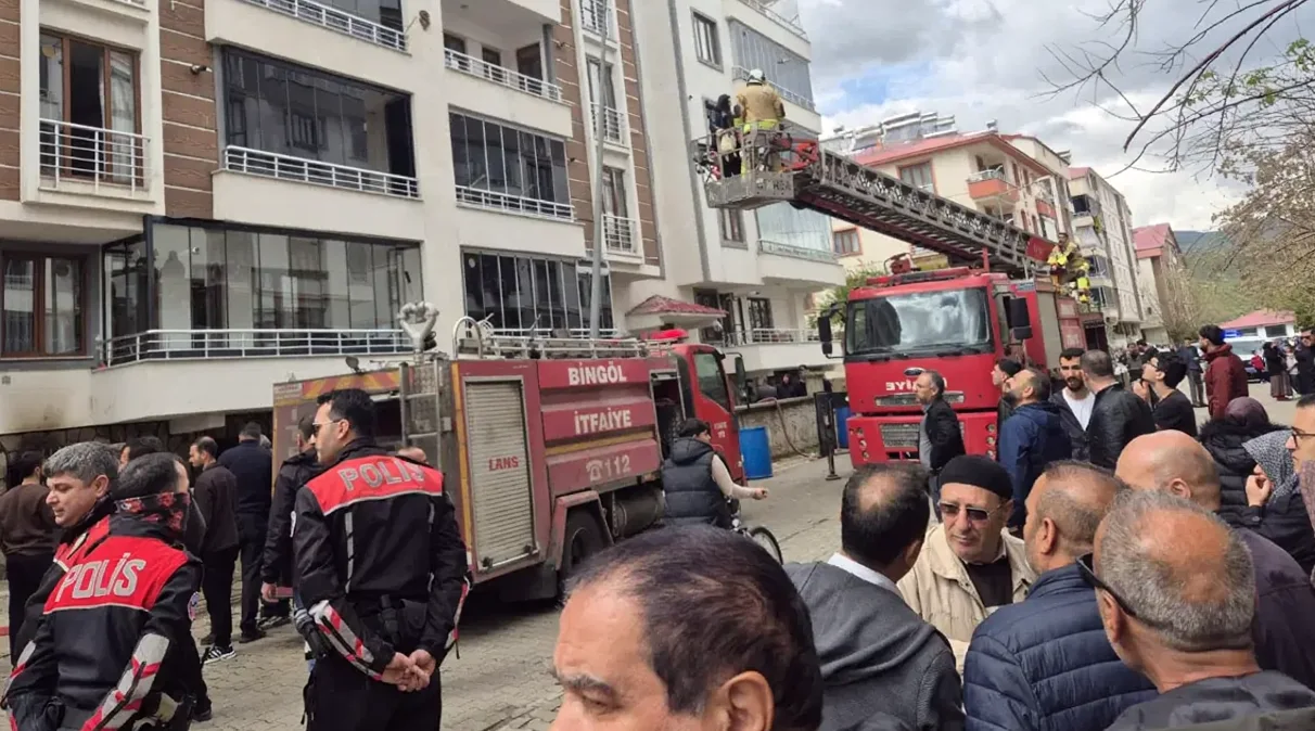 Bingöl'de Yangın: 13 Kişi Dumandan Etkilendi