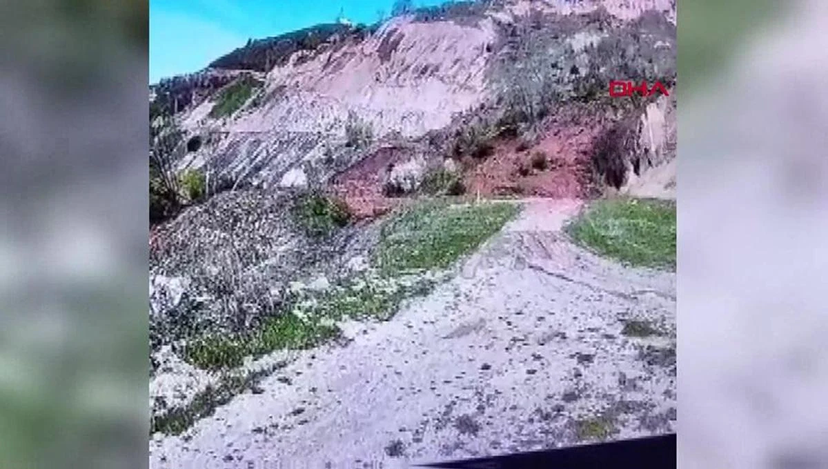 Tokat'ta Heyelan Kamerada: Dik Yamaçtan Toprak Kaydı