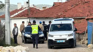 Arazi Anlaşmazlığında Tüfekle Amcasını Öldürüp Kuzenini Yaralayan Şüpheli Gözaltına Alındı