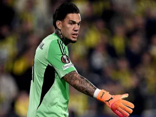 Fenerbahçe Futbolcusu Ederson Brezilya'ya Gitti