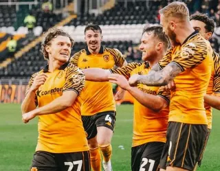 Hull City'nin Premier Lig'e Yükselme Şansı: Millwall Maçı Öncesi Son Durum