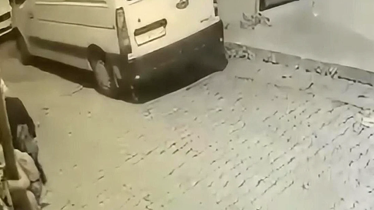 Kağıthane'de 8 Yaşındaki Çocuk Elektrik Akımına Kapıldı