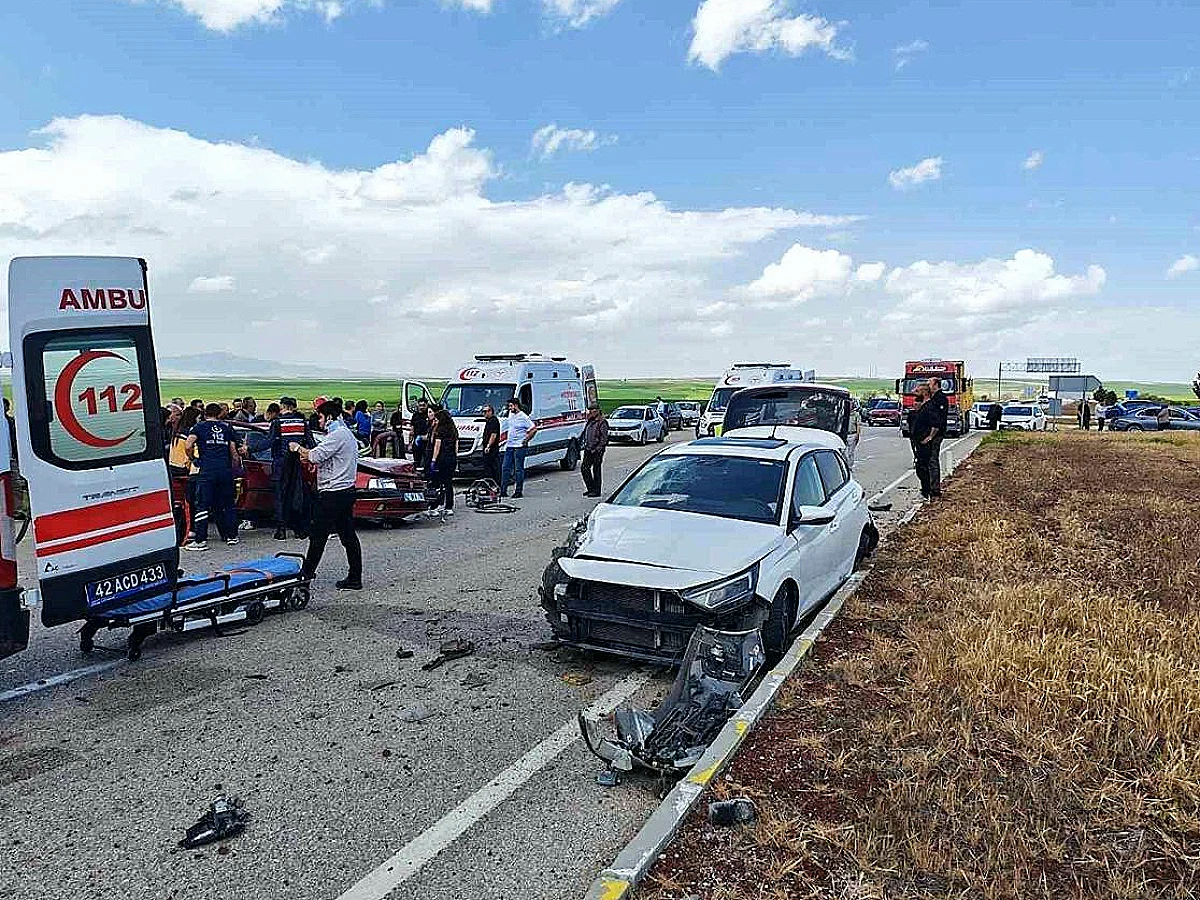 Konya'da Trafik Kazası: 5 Yaralı