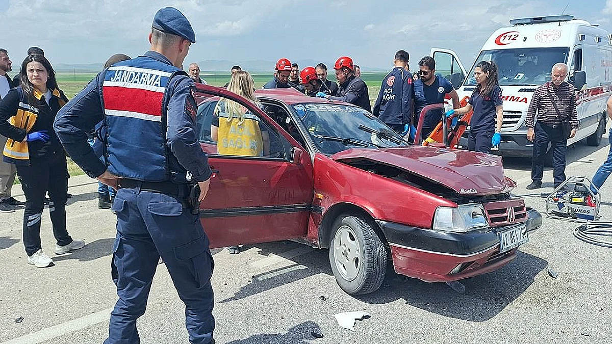 Konya'da Trafik Kazası: 5 Yaralı