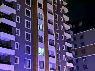 Polis, İntihar Girişiminde Bulunan Kadını İkna Etti