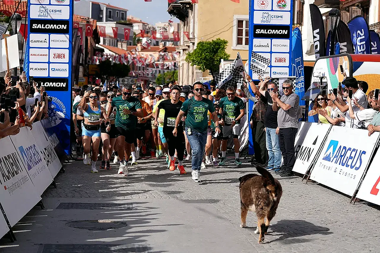 Salomon Çeşme Yarı Maratonu 5K Koşusu ile Başladı