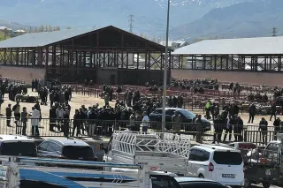 Van'da Hayvan Pazarı'nda Çıkan Kavgada 1 Kişi Hayatını Kaybetti, 13 Kişi Yaralandı